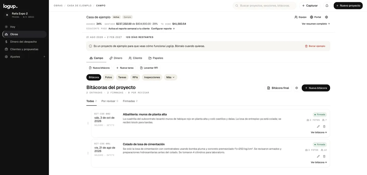LogUp en la computadora: la obra Casa de ejemplo con su avance, lo gastado contra el presupuesto, lo que te debe el cliente y sus bitácoras firmadas